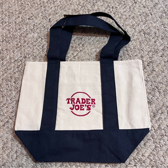 NEW Trader Joe’s Mini Tote Bag SET of Four- Viral Limited Edition- Almost Gone!! - Picture 7 of 12